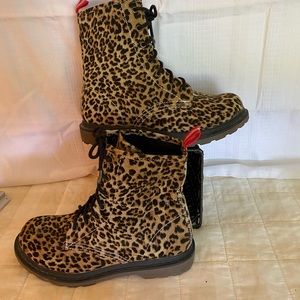 Leopard lace-up combat boot